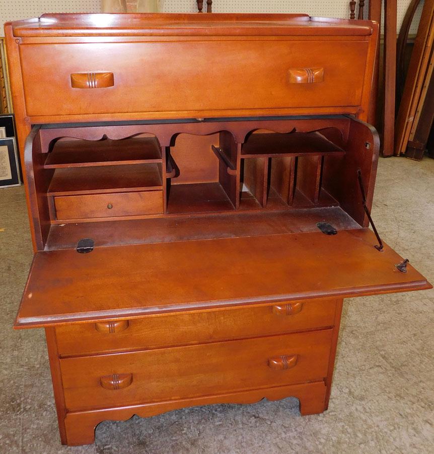 Maple 5 Drawer Butler's Desk: Maple 5 Drawer Butler's Desk . 35 1/2" W 19" D 50" H