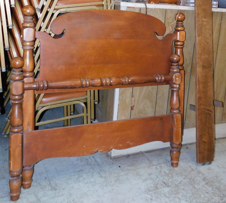 Cherry Canonball Single Bed (1 of 2)