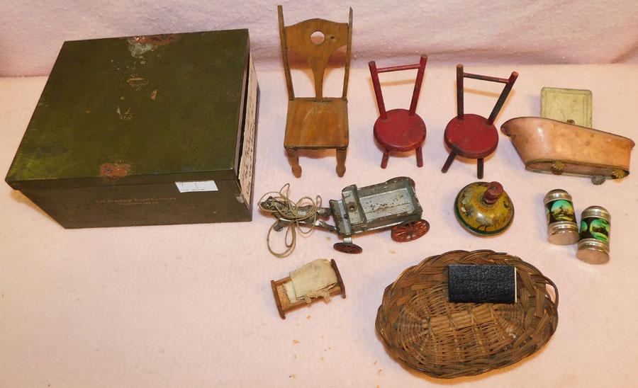 Vintage Metal Box with Toys (1 of 3)