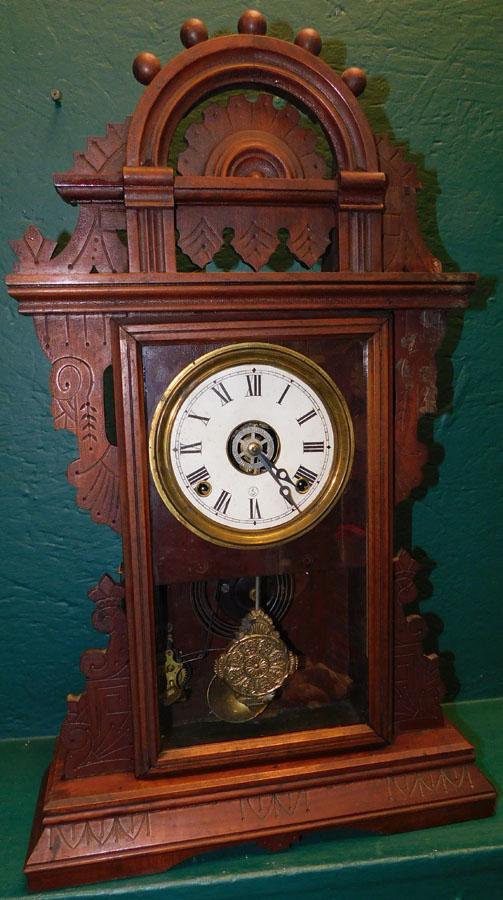 Victorian Walnut Ginger Bread Clock (1 of 5)