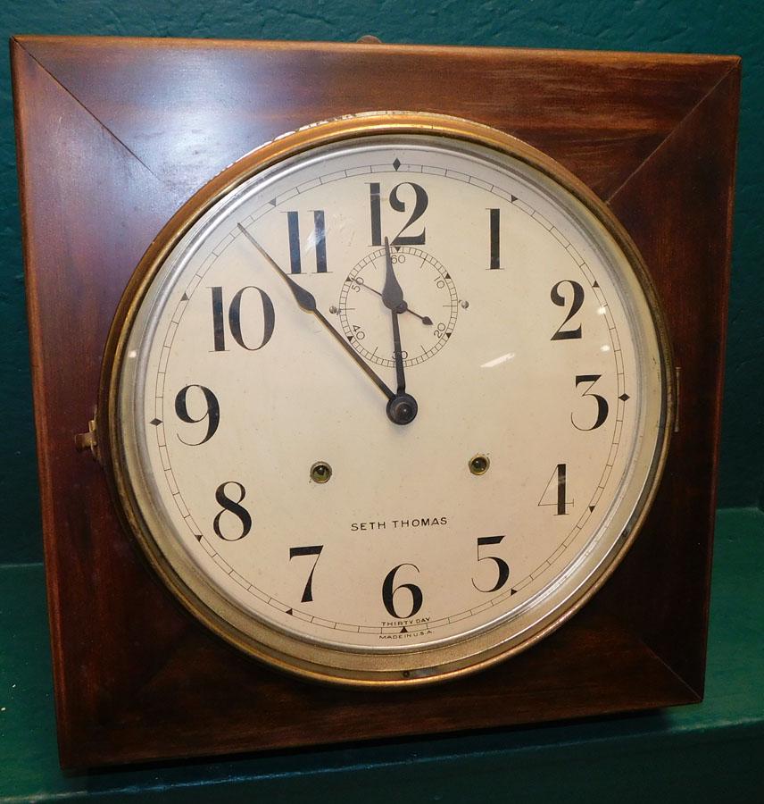 Seth Thomas Gallery Clock (1 of 3)