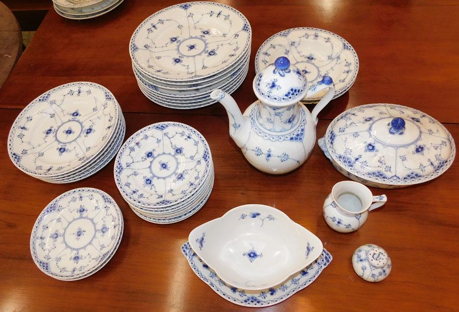 31 Pc Royal Copenhagen Porcelain (1 of 6)