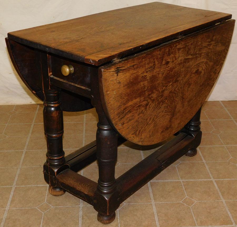 18th C English Oak Gate Leg Table (1 of 6)