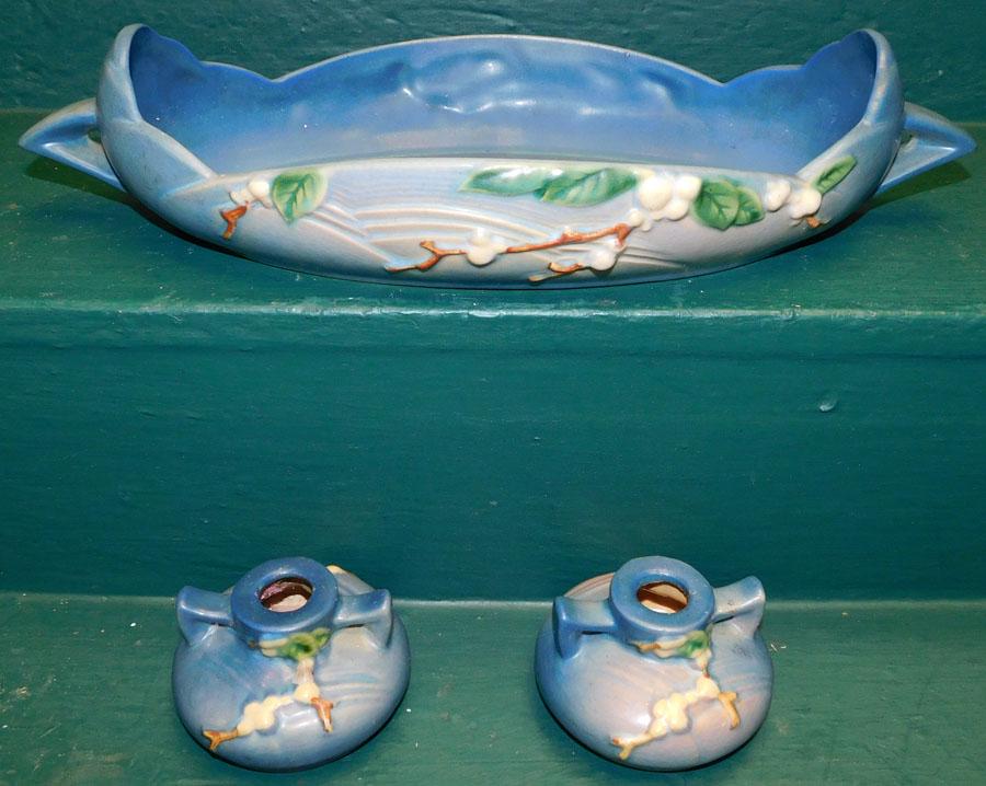 3 Pc Roseville Pottery " Snowberry" (1 of 6)