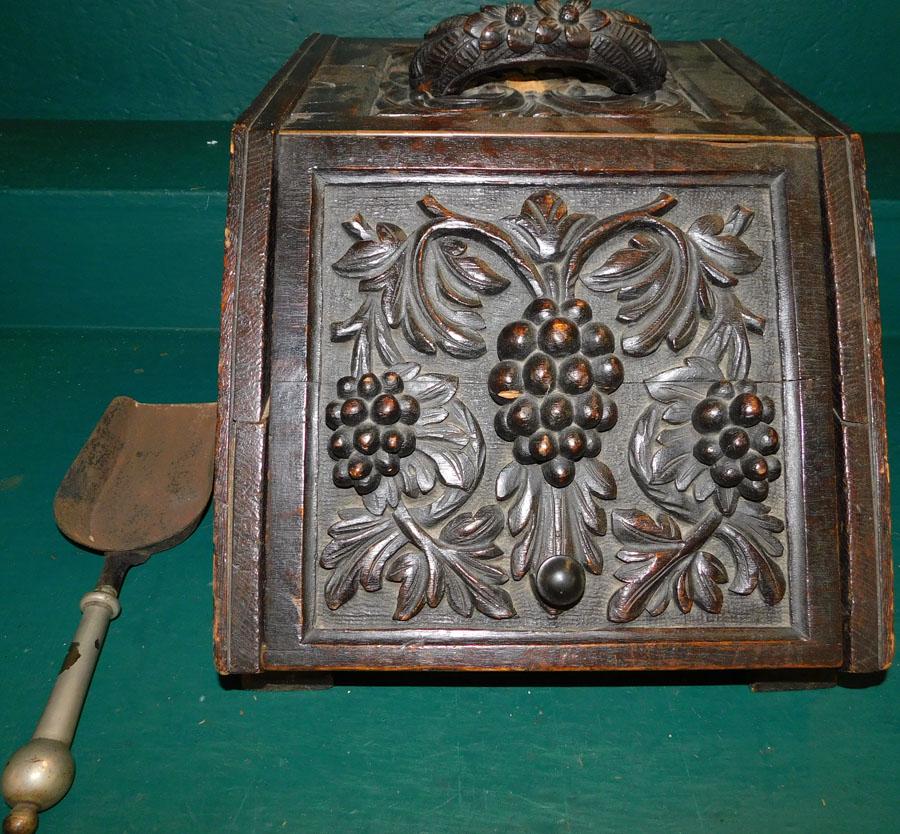 Antique Carved Oak Coal Scuttle (1 of 5)