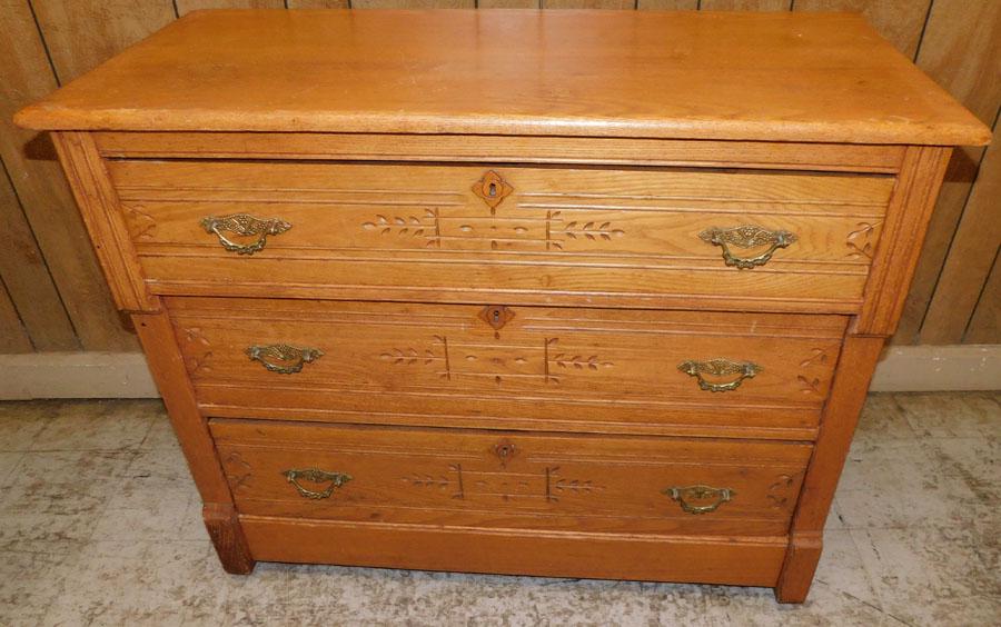 Antique Oak Three Drawer Chest (1 of 3)