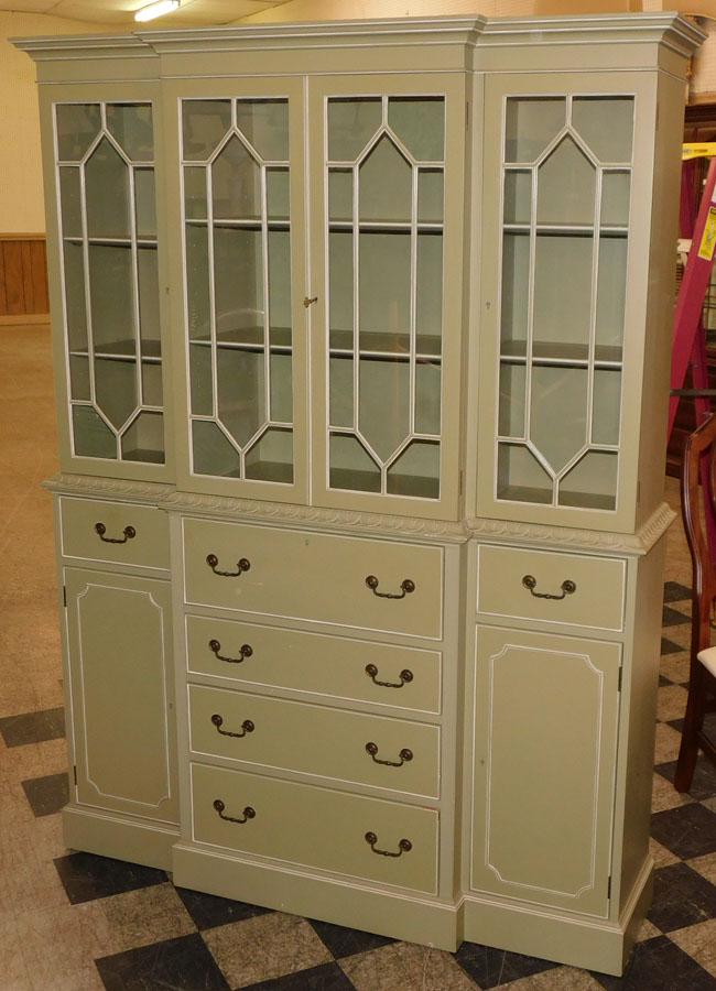 Painted Break Front W/ Butlers Drawer (1 of 7)