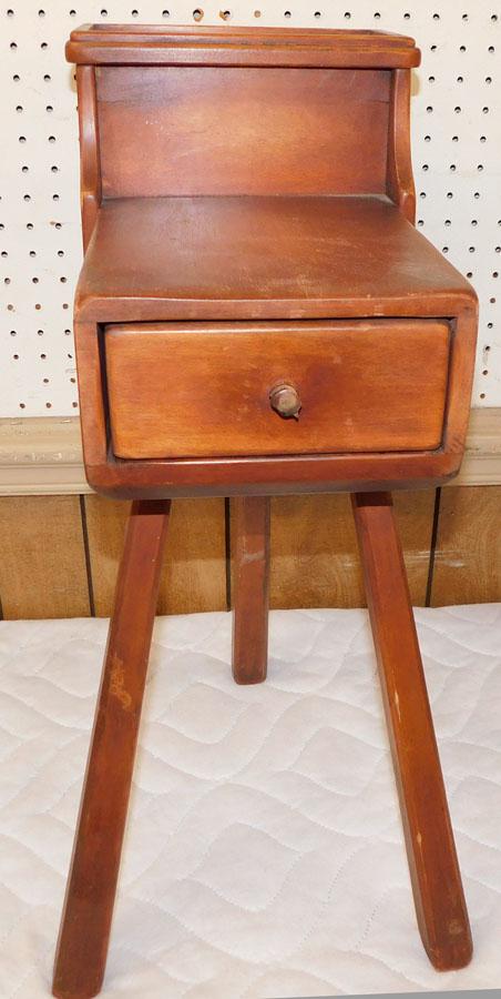 Maple One Drawer Tripod Stand (1 of 4)