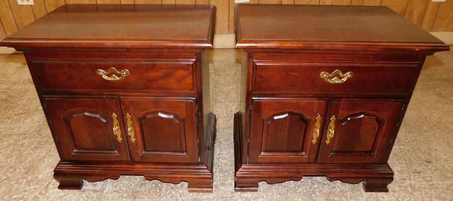 Pair Cherry Night Stands By Thomasville (1 of 6)