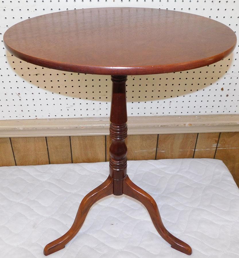 Mahogany Queen Ann Round Tea Table (1 of 4)
