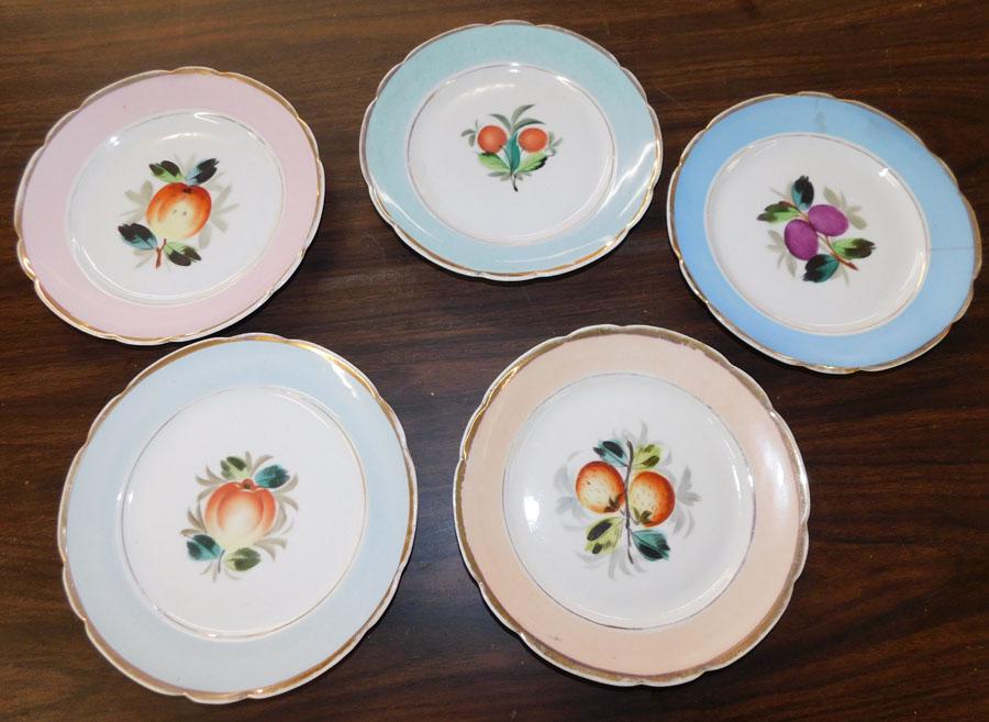 5 Porcelain Fruit Plates (1 of 2)