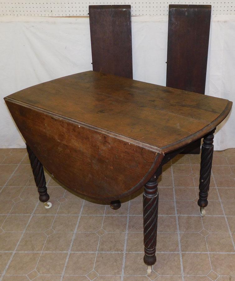 Antique Walnut Drop Leaf Dining Table W/ 2 Leaves (1 of 3)