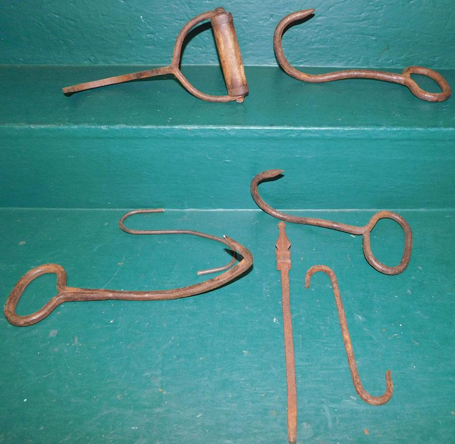 Lot Of Antique Wrought Iron Hay Hooks (1 of 3)