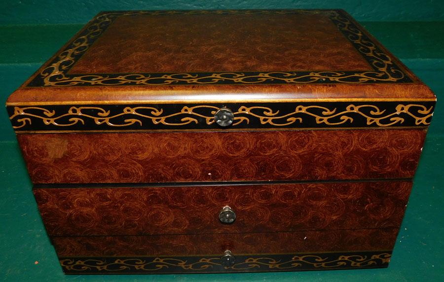 Paint Decorated Flatware Box (1 of 3)