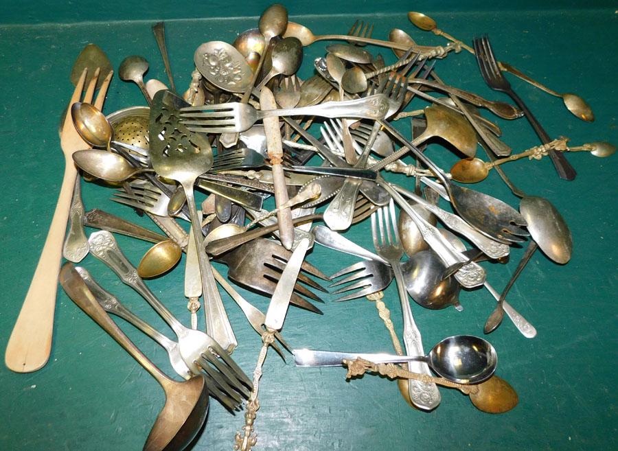 Lot Silver Plate Flatware (1 of 1)