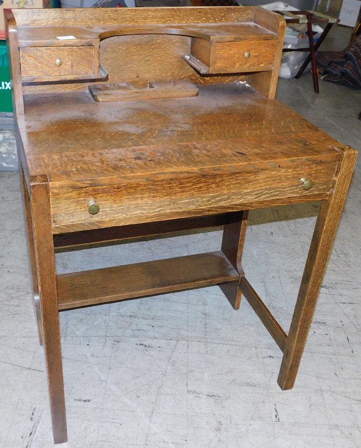 Mission Style Oak Ladies Desk (1 of 4)