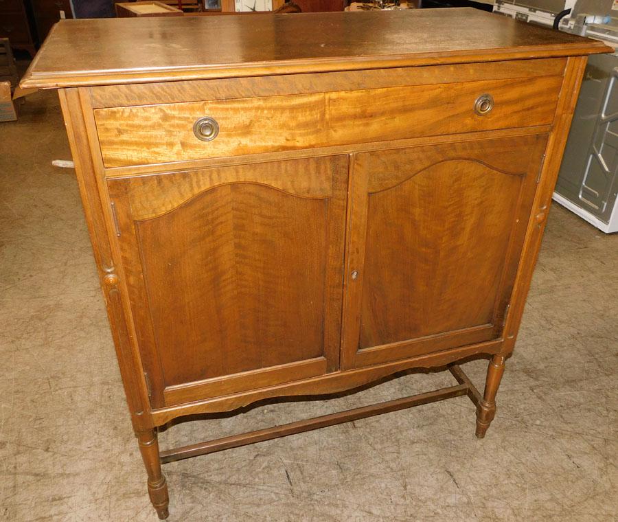 Walnut Chifferobe by Berkey & Gay (1 of 5)
