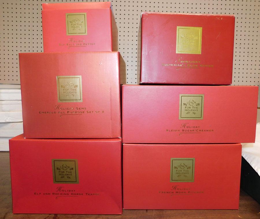 Lot of Lenox Figurines (1 of 7)