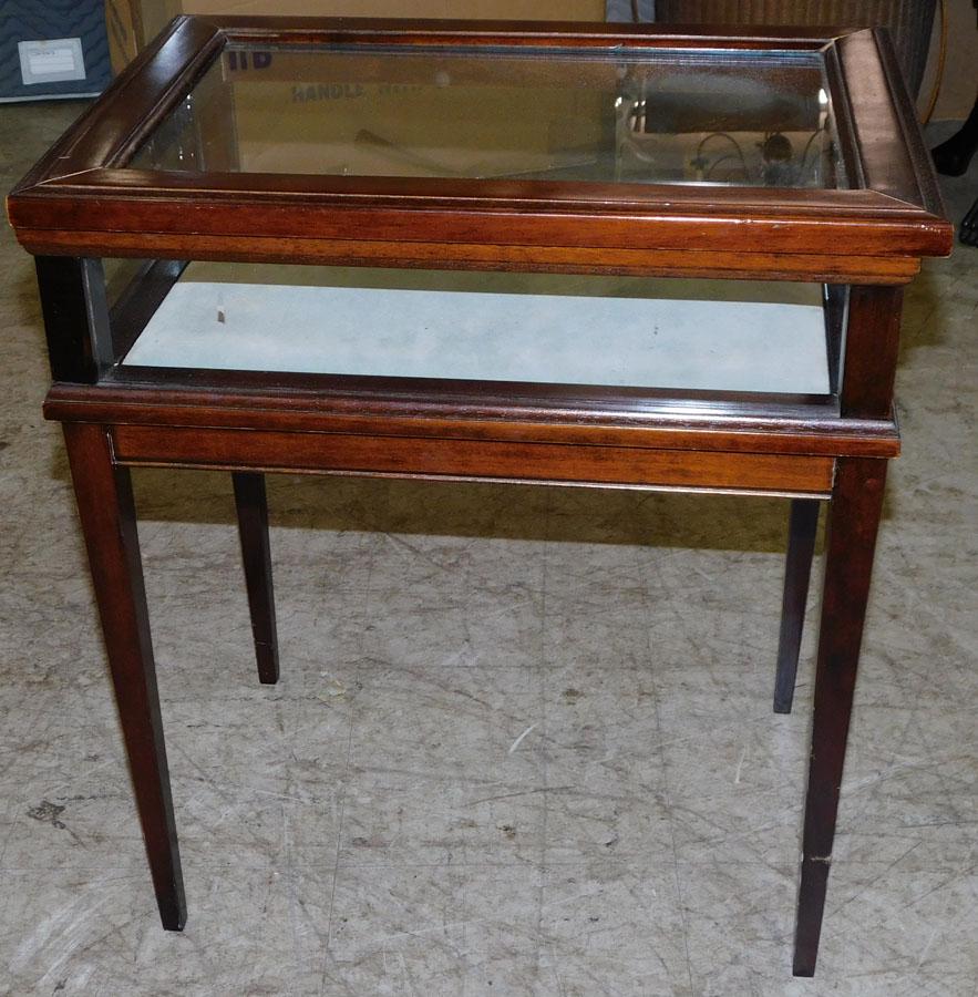 Mahogany Lift Top Showcase by Bombay Co. (1 of 3)