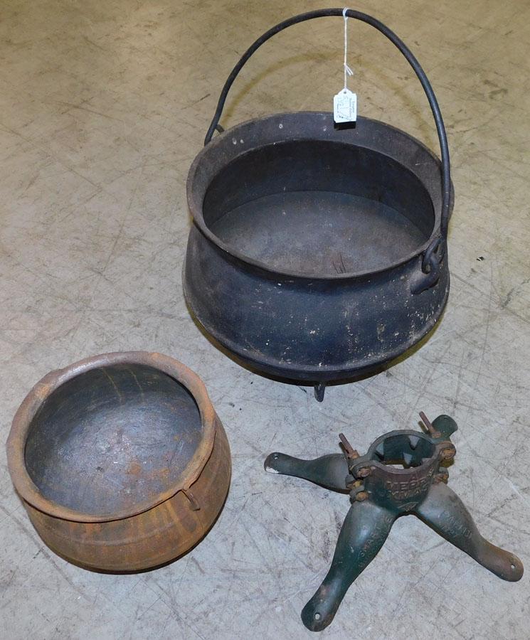2 Cast Iron Pots & Cast Iron Christmas Tree Stand (1 of 1)