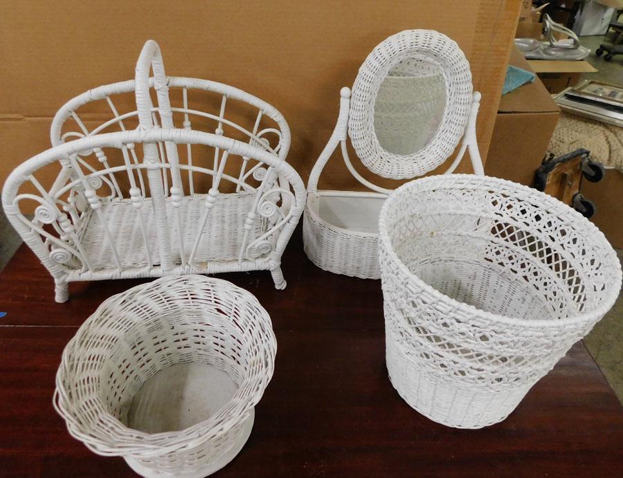 4 Piece Wicker Lot (1 of 2)