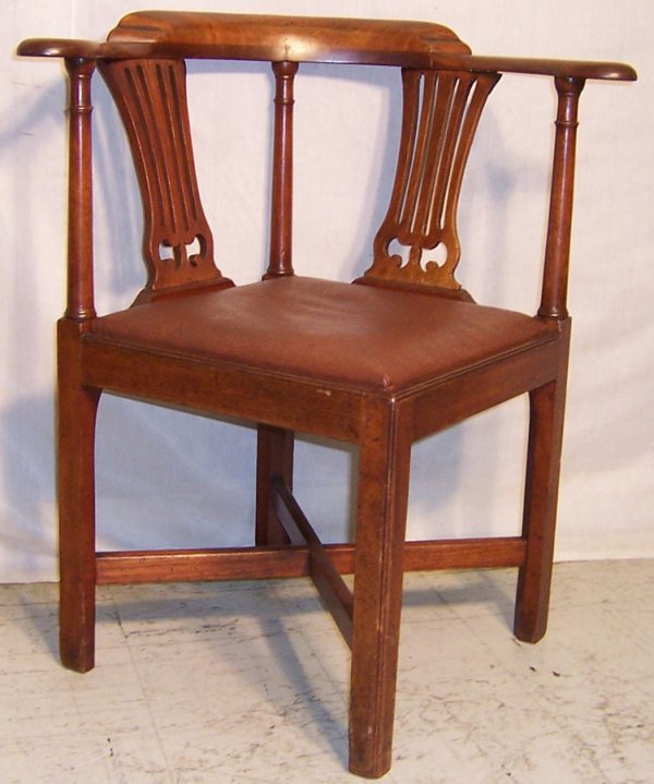 18th century mahogany Georgian corner chair: 18th century mahogany Georgian corner chair circa 1750.