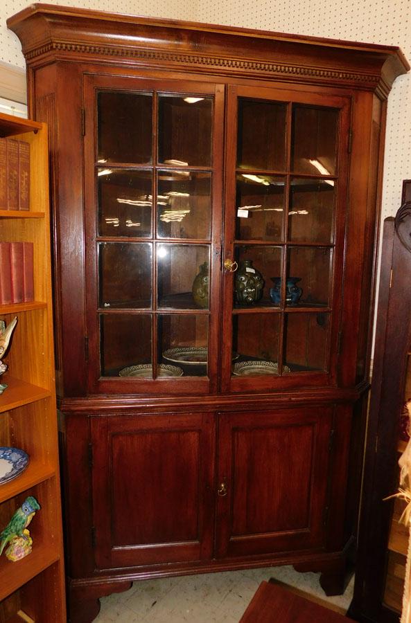 18th C Walnut 16 Panel One Piece Corner Cabinet (1 of 5)