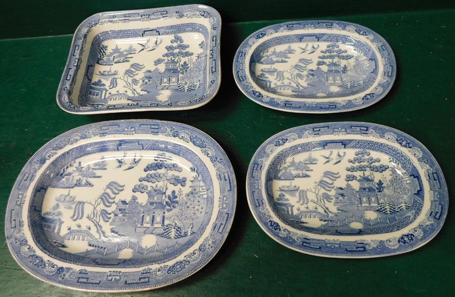 Four Wedgwood Blue Willow Serving Dishes (1 of 9)