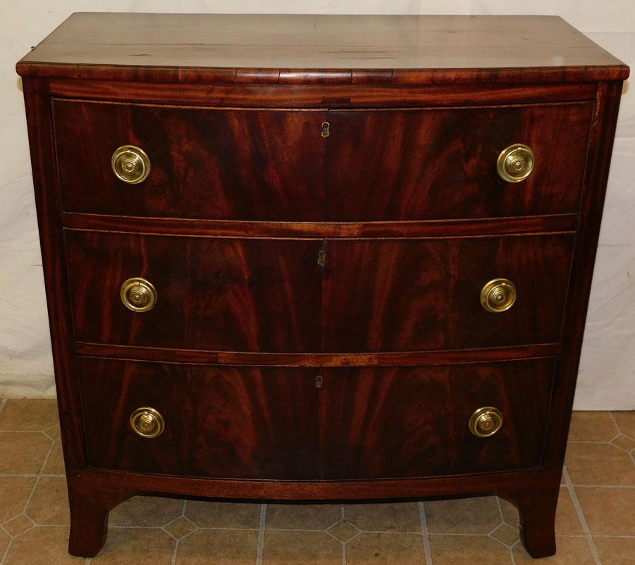 19th C Mahog Bow Front 3 Drawer Bachelor's Chest (1 of 6)