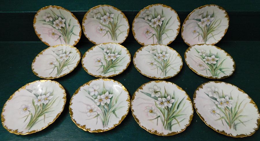 12 Hand Painted T&V Limoges Plates (1 of 4)