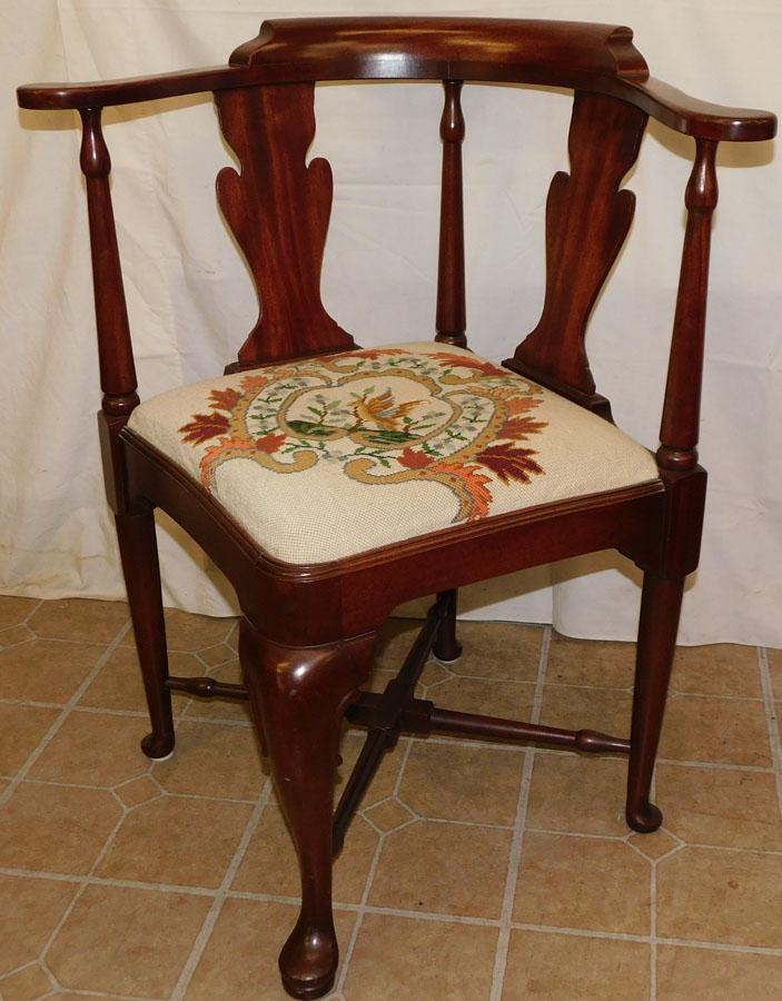 Mahogany Queen Anne Corner Chair (1 of 3)