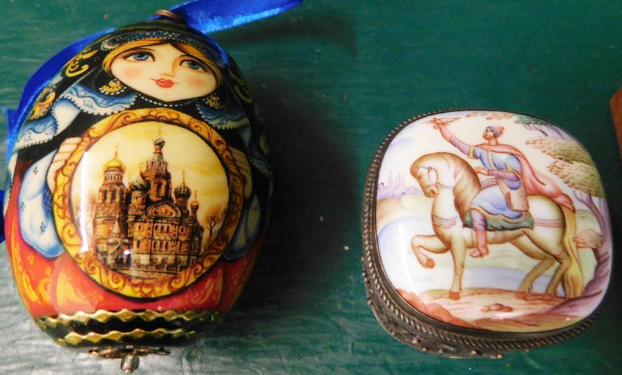 Two Heinrich Russian Porcelain Enameled Boxes (1 of 5)