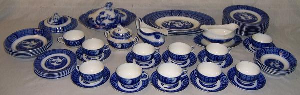 54 pcs Johnson Brothers "Mongolia" dinner set: 54 pieces of Johnson Brothers "Mongolia" blue English dinner set.(tureen as is)