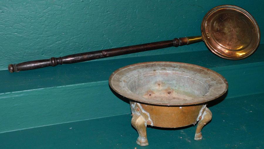 Brass Oriental Jardinière & Copper Bed Warmer (1 of 3)