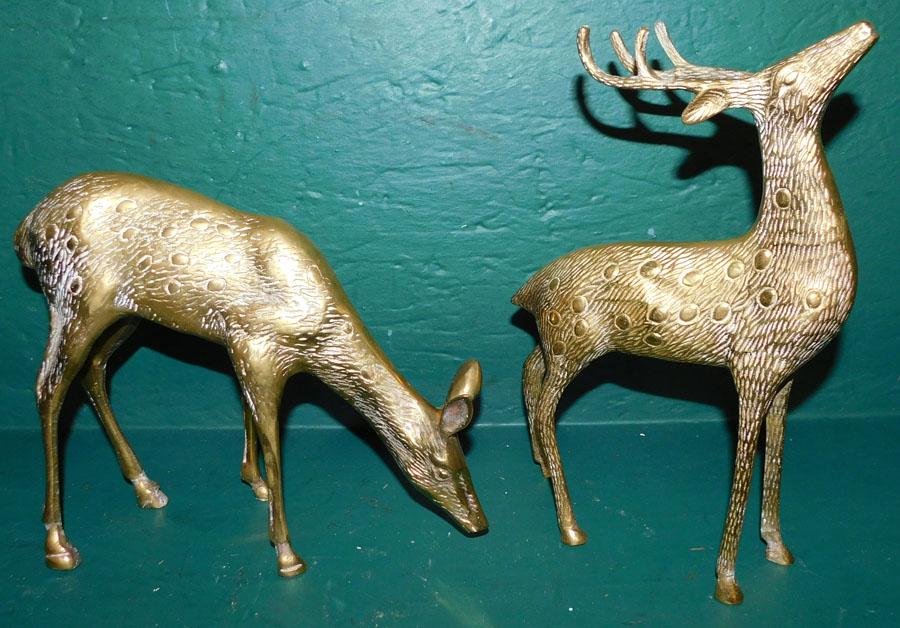 Two Small Cast Brass Reindeer (1 of 2)