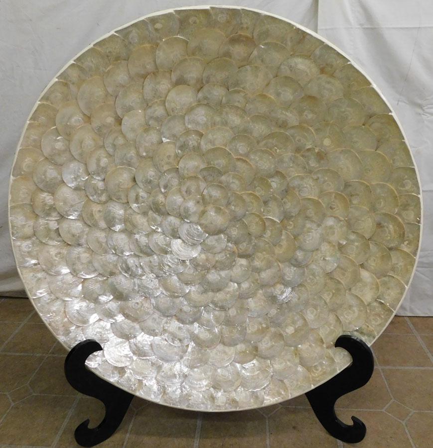 Oversized Shell Decorated Charger (1 of 5)