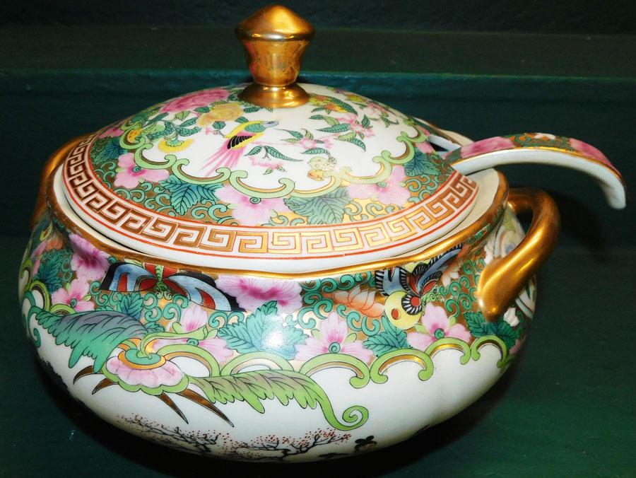 Oriental Porcelain Tureen: Oriental Porcelain Tureen . 11 1/2" Dia 8 1/2" H