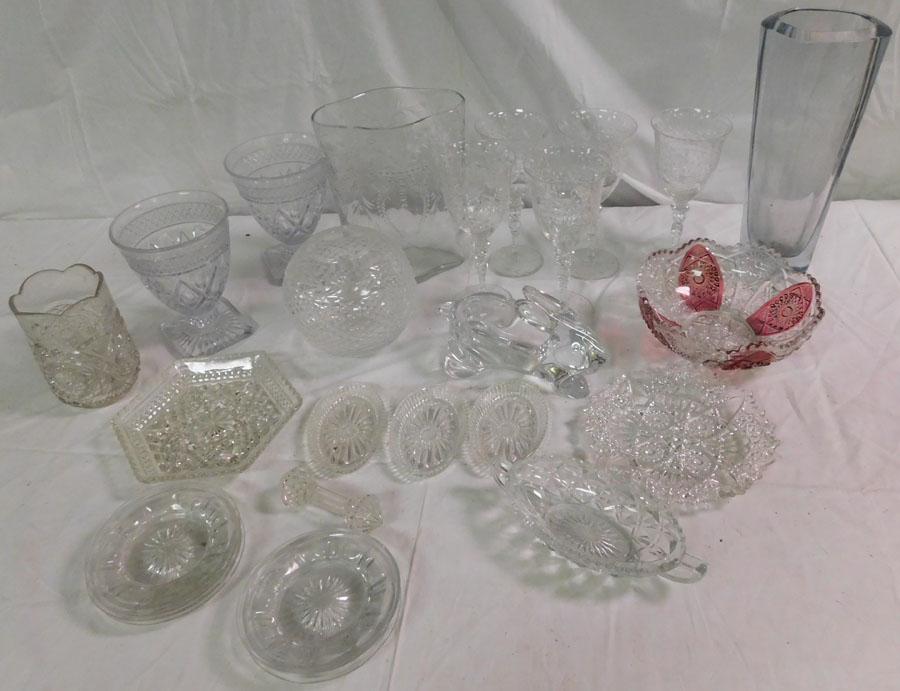 Lot of Miscellaneous Glass Items (1 of 3)