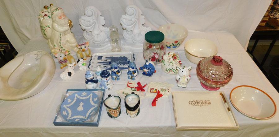 Porcelain Bowls, Santa Clause Cookie Jar, & Other Items (1 of 5)