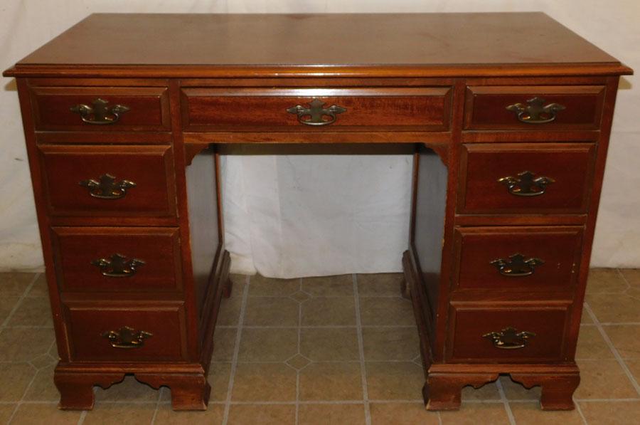 Mahogany Kneehole Desk by Maddox: Mahogany Kneehole Desk by Maddox. 44" W 22" D 30" H