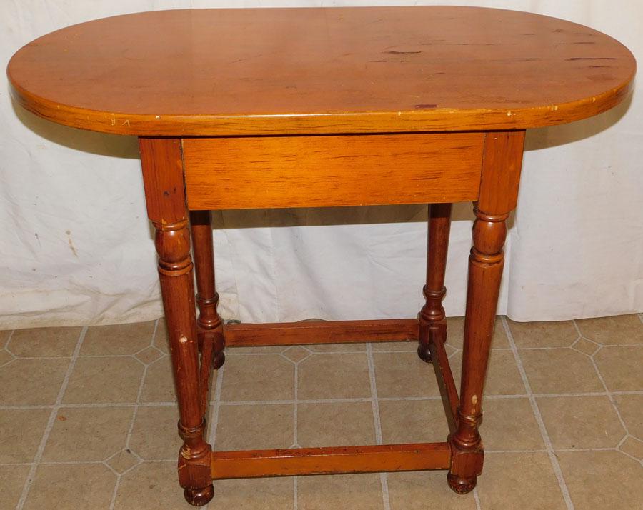 Pine Oval 1 Drawer Table (1 of 4)