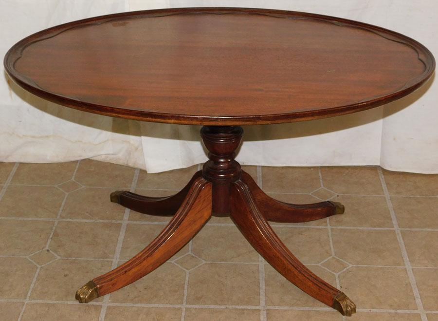 Mahogany Oval Top Tea Table (1 of 3)