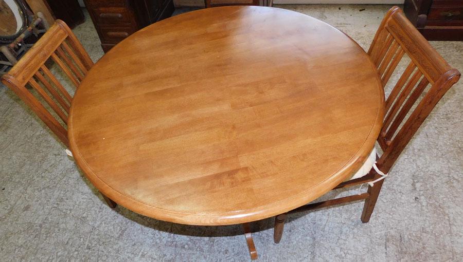 Mahogany Round Dining Table with 2 Chairs (1 of 2)