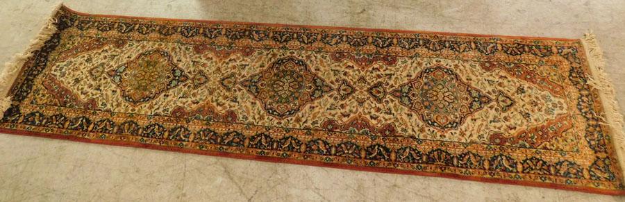 9' 0" X 2' 3" Machine Made Runner (1 of 3)