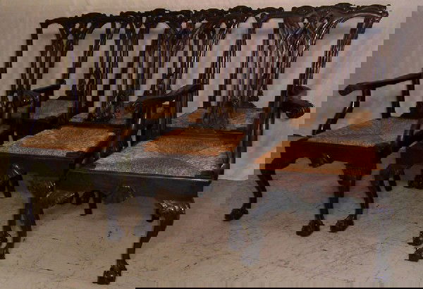 6 Robert Morris style rush seat Chippendale chairs: Set of 6 Robert Morris style rushed seat Chippendale dining chairs.