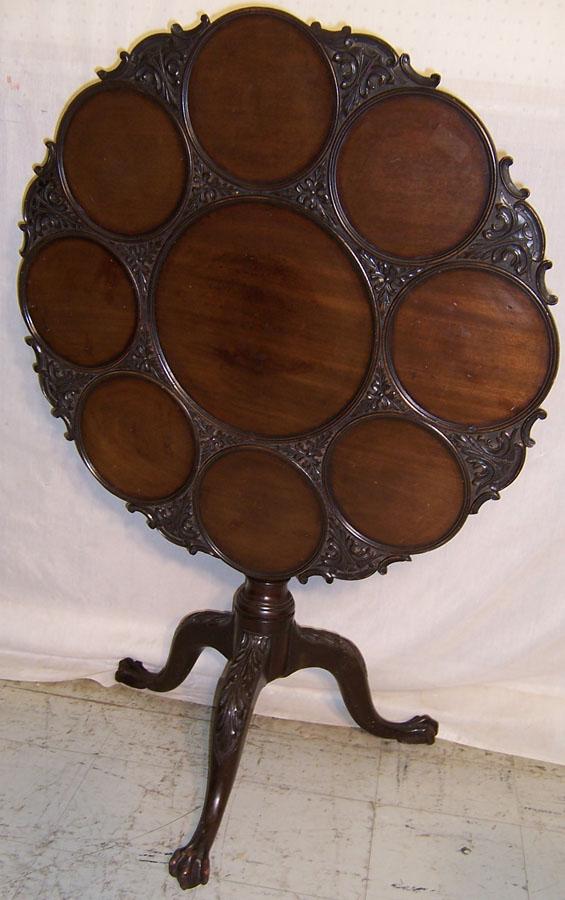 18th c mahogany Chippendale carved tilt top table.: 18th century mahogany Chippendale carved tilt top table.