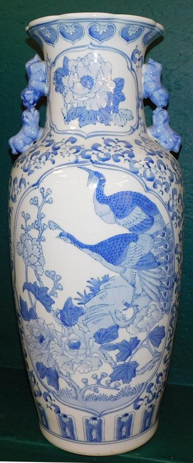 Large Oriental Blue & White Foo Dog Handle Vase (1 of 4)