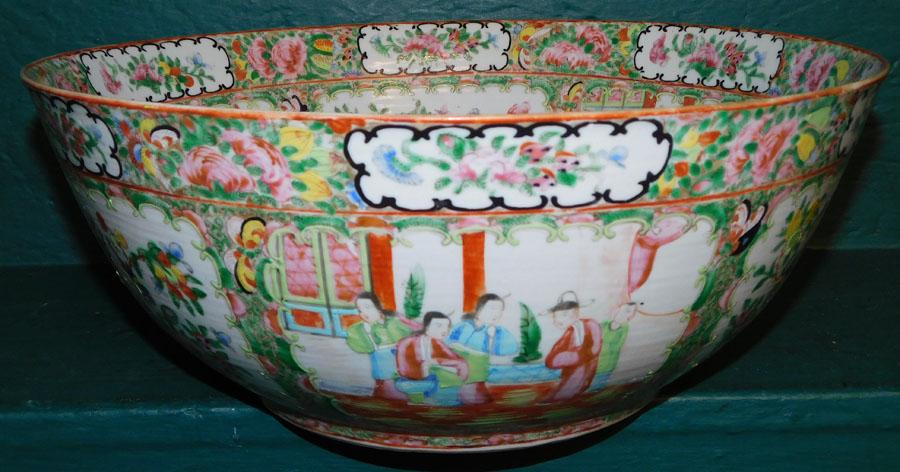 19th C Rose Medallion Punch Bowl (1 of 3)