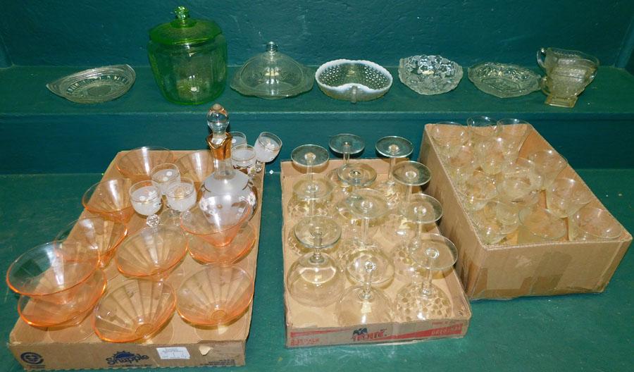 Lot of Depression Glass & Miscellaneous Glass Items (1 of 5)