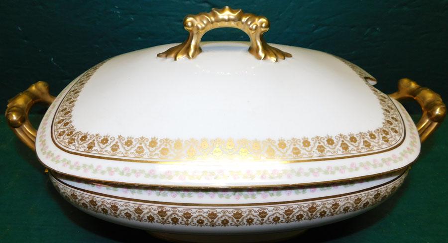 Limoges Porcelain Covered Tureen (1 of 3)